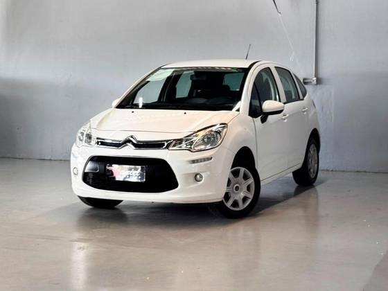 CITROËN C3 1.2 ATTRACTION 12V FLEX 4P MANUAL CITROËN C3 1.2 ATTRACTION 12V FLEX 4P MANUAL